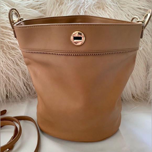 👜 Nine West Women Bucket Bags 👜 Mediana 👜Leather 👜Correa ajustable 👜#NIN💥 - Picture 5 of 16